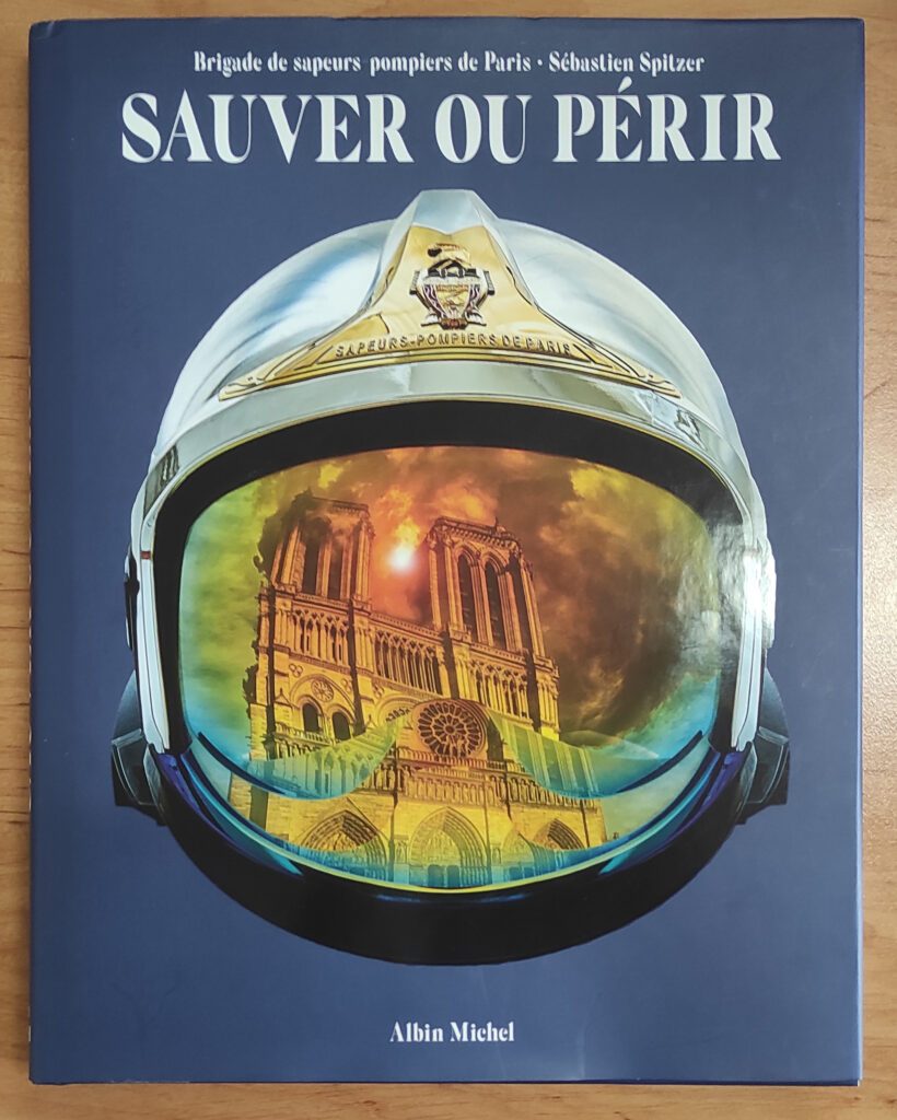 Attentats de 2015, explosion de la rue de Trévise, incendie de la rue Erlanger et sauvetage de Notre-Dame : ce beau livre retrace quatre événements majeurs de l’histoire de la BSPP.
